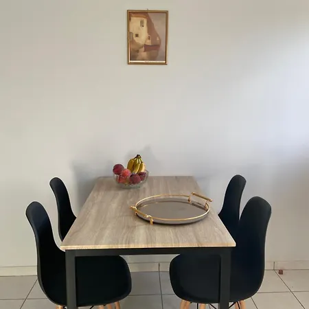 A Stylish And Spacious Retreat Perfect For Family Comfort Kamena Vourla